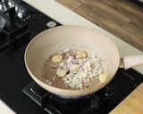 Foto langkah ke 6 dari resep Cumi Saus Tiram Devina Hermawan.