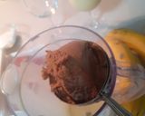 A picture of step 2 of Chocolate ice cream shake.