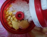 Foto langkah ke 4 dari resep Mpasi 8+ nasi, jagung manis,tahu serpong,keju, Evoo.