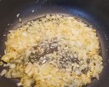 Foto del paso 1 de la receta Higaditos de pollo encebollados