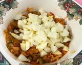 A picture of step 5 of Schezwan Mayo Egg Veg Grilled Sandwich.
