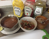 Foto del paso 1 de la receta: Mega Chili Hot Dog Submarine