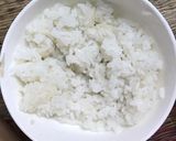 Hình bước làm 1 của món Cơm nguội chiên giòn với trứng