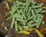 Foto langkah ke 4 dari resep Asem-Asem Daging + Buncis.