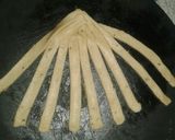 A picture of step 12 of Paneer pineapple samosa.