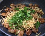 รูปขั้นตอนการทำที่ 4 ของ สปาเก็ตตี้หมูย่างจิ้มแจ่ว