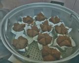 Foto langkah ke 6 dari resep Bolu Kukus Gula Merah / Gula Batok.