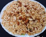 A picture of step 4 of Oven Roasted Puffed Rice Mixture.