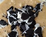Foto del paso 5 de la receta Bizcocho de natillas y galletas oreo. V2