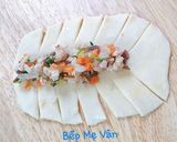 Hình bước làm 4 của món Bánh gối hình con cá