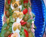 Foto del paso 4 de la receta: Pionono de Atún, lechuga, cherry, aceitunas y huevo.🤗💖💕🙂😊💖🤗💕🙂😉😊🤗