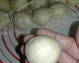 Foto langkah ke 4 dari resep Khaliat al nahal / beehive / honeycomb bread.