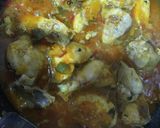 Foto del paso 3 de la receta Pollo en salsa con pisto de calabaza (aprovechamiento)