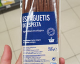 Foto del paso 1 de la receta: Espaguetis de espelta con ventresca y huevo cocido