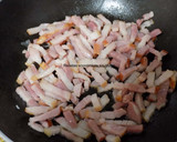 Foto del paso 2 de la receta: Tortilla de patatas rellena de bacon y queso