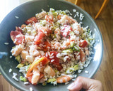 Foto del paso 1 de la receta: Bowl o ensalada de arroz, gambas, aguacate y tomate