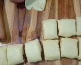 Foto langkah ke 6 dari resep Bolen Pisang Coklat Keju.