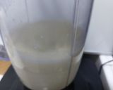 A picture of step 2 of Banana and mango smoothie.