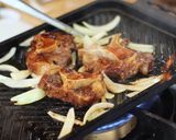 Foto langkah ke 7 dari resep Sop Iga / Buntut Bakar.