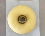 Foto langkah ke 10 dari resep Donat Labu Kuning, lembut.