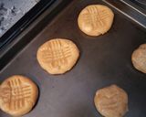 A picture of step 4 of Holmestead Cookin': Peanut Butter Cookies.