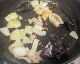 A picture of step 1 of Tortilla Soup.