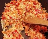 Foto del paso 2 de la receta: Arroz con pollo y chorizo rápido (con morrón calahorra)