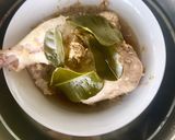 รูปขั้นตอนการทำที่ 2 ของ นึ่งไก่สมุนไพรคีโต