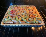 Foto del passaggio 9 della ricetta Crostata di Frangipane e Rabarbaro