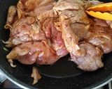 Foto del paso 3 de la receta Muslos de pollo deshuesados con calabacín