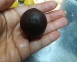 A picture of step 8 of Oreo chocolate balls.