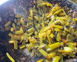 পেঁয়াজ কলি ভাজা(Peyaj koli vaza recipe in Bengali) রেসিপির ধাপ 3 ছবি