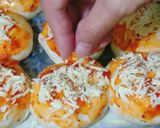 Foto langkah ke 4 dari resep Pizza Balls.