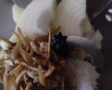 Gambar langkah 1 resipi Cekodok/Cucur nasi bilis.