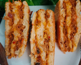 A picture of step 15 of Triple Layer Beef Bread.
