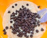 Foto del paso 2 de la receta: Muffins de Banana 🍌 con aceite y chips de chocolate 🍫