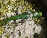 A picture of step 2 of Green moong dal chilla.