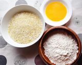 Hình bước làm 3 của món TÔM cuộn trứng bắc thảo