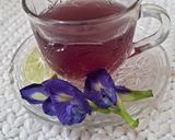 A picture of step 4 of Butterfly pea flower tea.