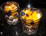 Foto del paso 3 de la receta: Copa de merenguitos con frutas
