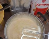 Foto langkah ke 2 dari resep Bolu Panggang Lembut.