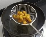 A picture of step 5 of Left over Rice Pakodi.