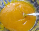 A picture of step 2 of Mango cup cake without oven.