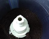 A picture of step 10 of Oreo coconut cups.