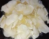 Foto langkah ke 3 dari resep Keripik Talas Renyah.