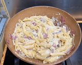 Foto langkah ke 7 dari resep Truffle Creamy Pasta.