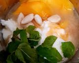 A picture of step 1 of Oats Mango Smoothie.