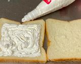 A picture of step 2 of Strawberry Sandwich.