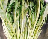 Hình bước làm 1 của món Salad cải bó xôi