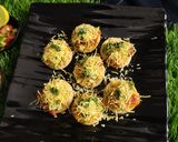 A picture of step 4 of Mango sev puri.
